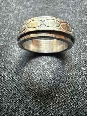 Men's Stainless Steel Spinner Band Ring - Textured Orbit Design